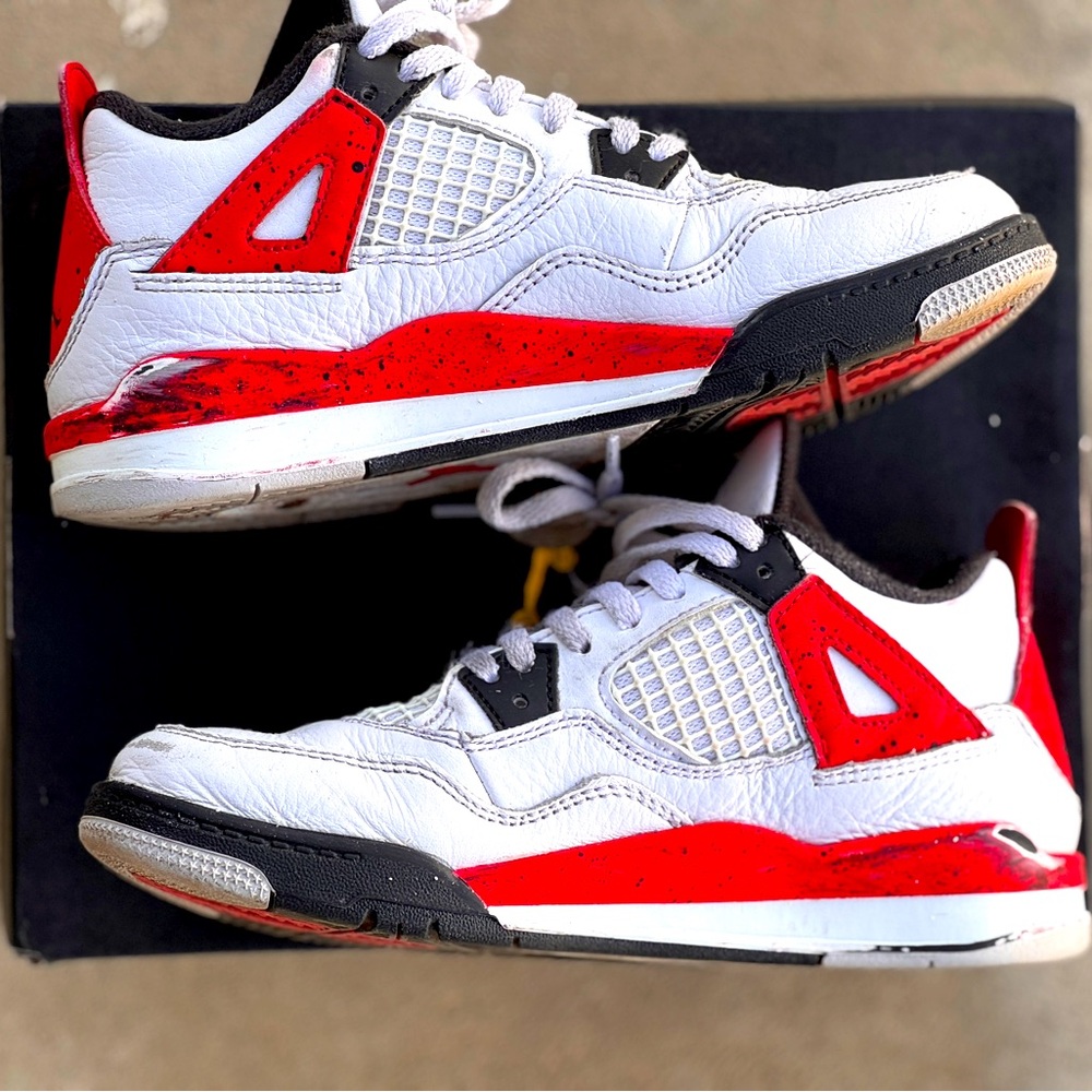 Jordan 4 Retro PS Size 1.5 Little Girl